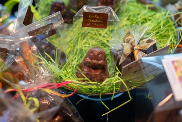 PÂQUES | Fermeture exceptionnelle

La boulangerie sera fermée du 18 au 26 avril inclus pour une petite pause printanière.
Nous serons ravis de vous retrouver dès le dimanche 27 avril à 6h30 pour de nouvelles douceurs et du bon pain tout chaud.

D’ici là, toute l’équipe vous souhaite de très belles fêtes de Pâques et de belles vacances à celles et ceux qui en profitent !

À très bientôt,
Eric Emery & son équipe

#EricEmery #BoulangerieArtisanale #Pâques2025 #VacancesDePâques #BoulangerieGenève #PainArtisanal #FermetureExceptionnelle